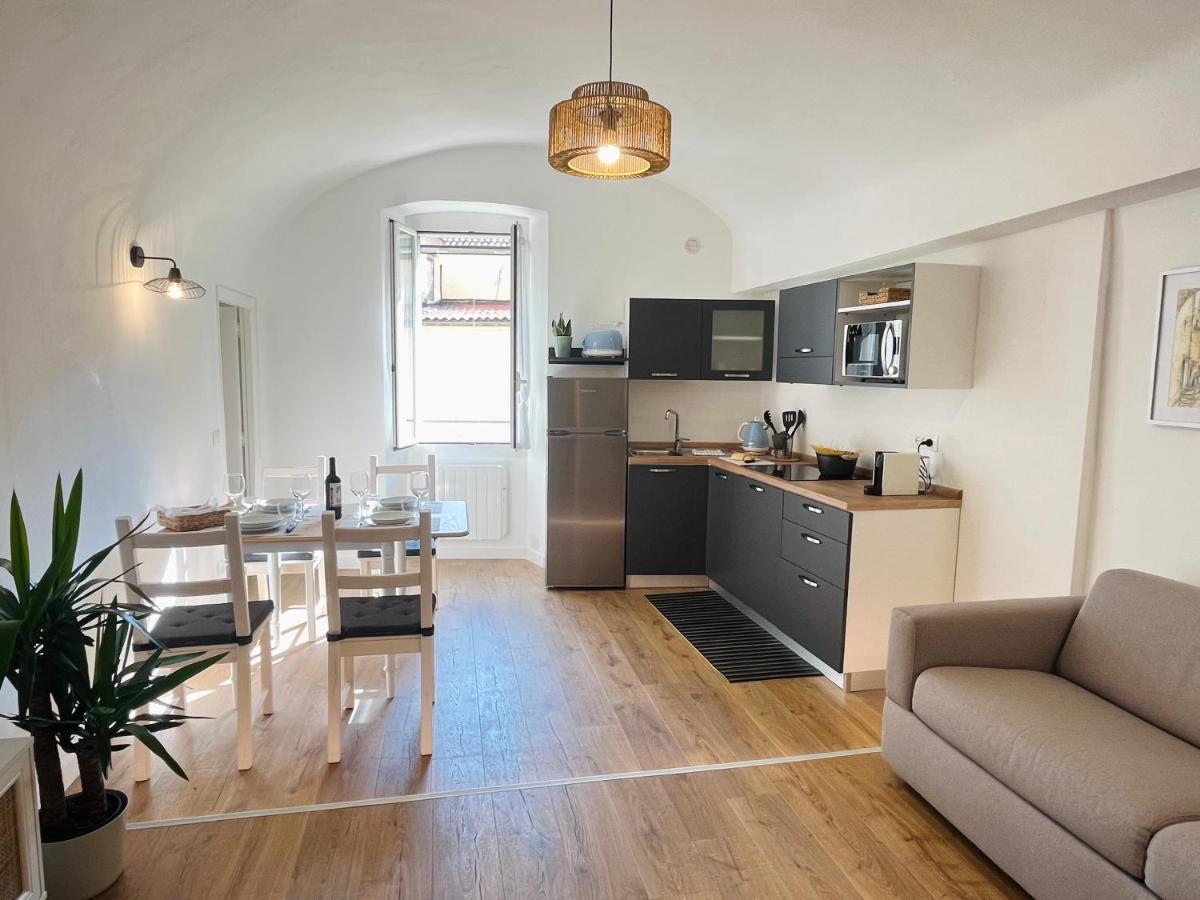 Da I Ciarui Casa Vacanze Dolceacqua Eksteriør billede