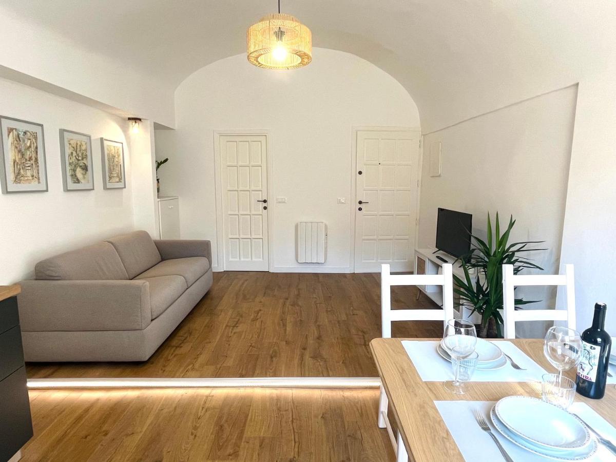 Da I Ciarui Casa Vacanze Dolceacqua Eksteriør billede